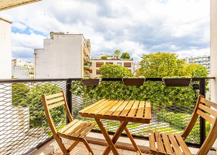 Guestready - Homely Nest With Balcony